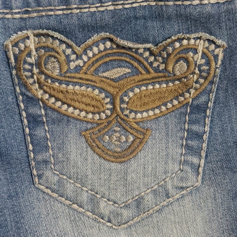Mossimo Jean Shorts - Picture 5 of 6